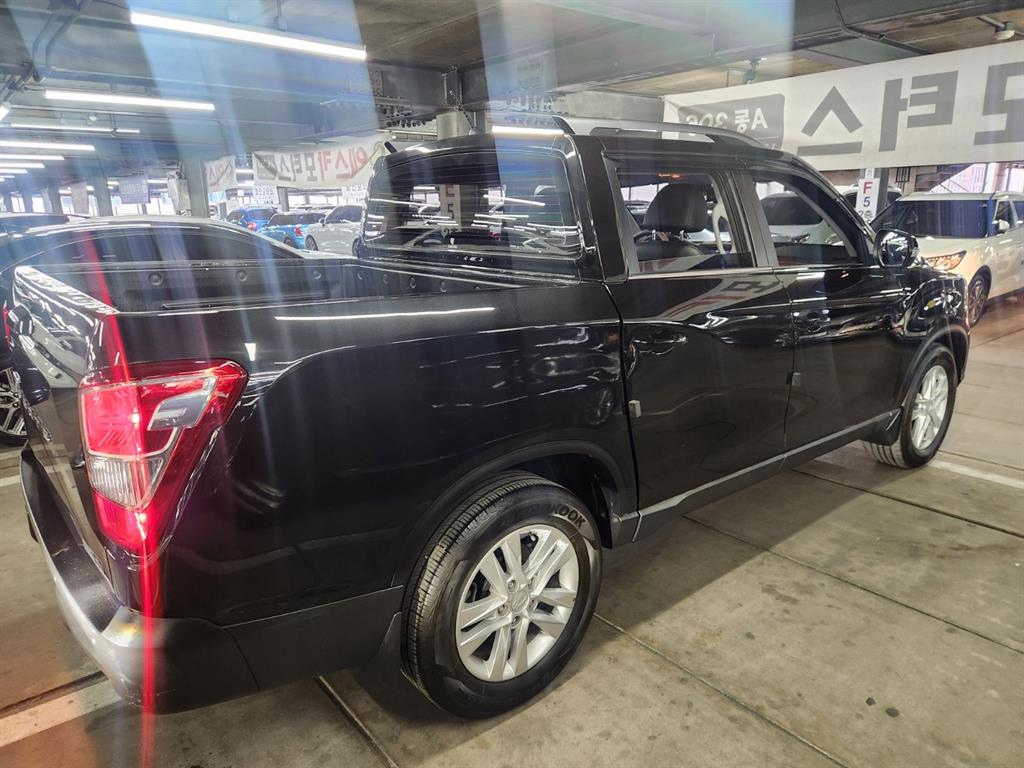 Ssangyong Rexton 2019 Negro - Importación desde Corea - HF Imports Iquique - Foto 19