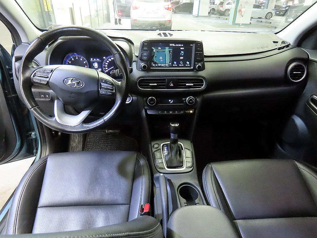 HYUNDAI Kona - Vista 10