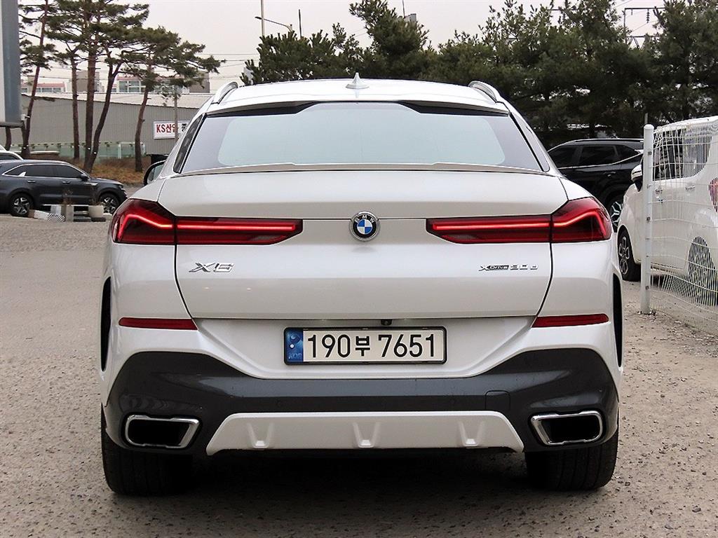 BMW X6 - Vista 4