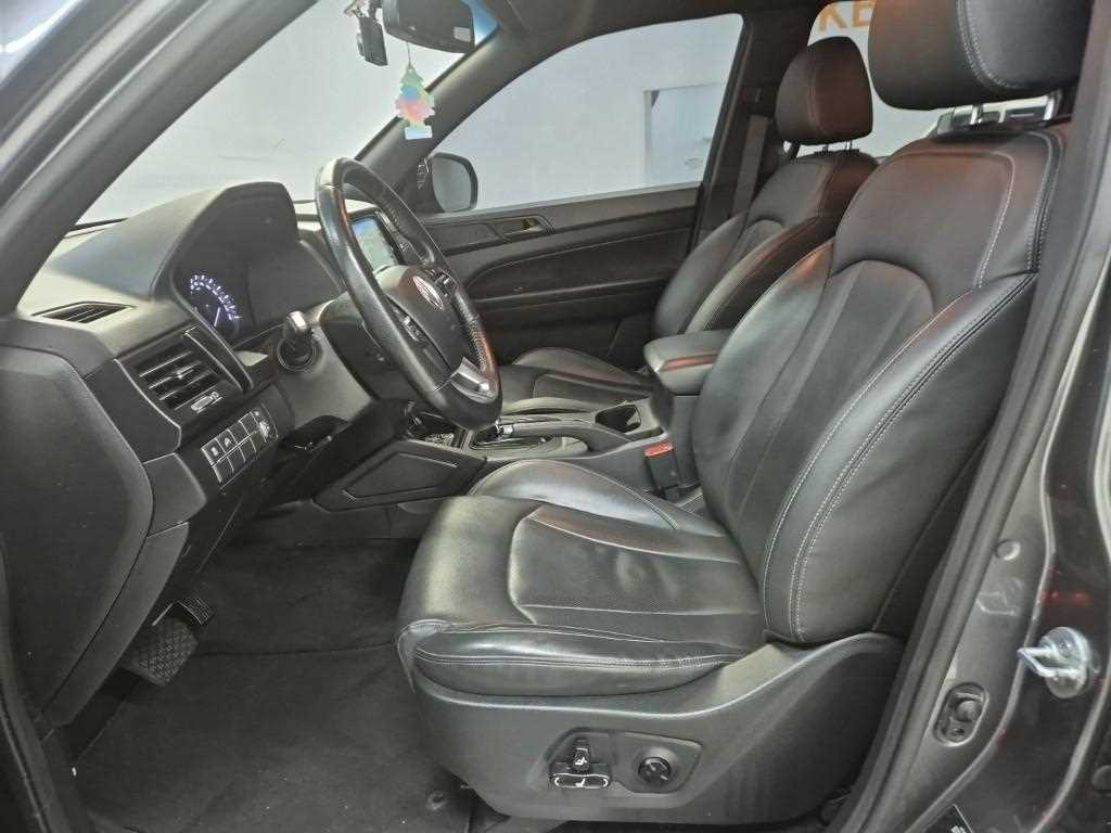 Ssangyong Rexton - Vista 11