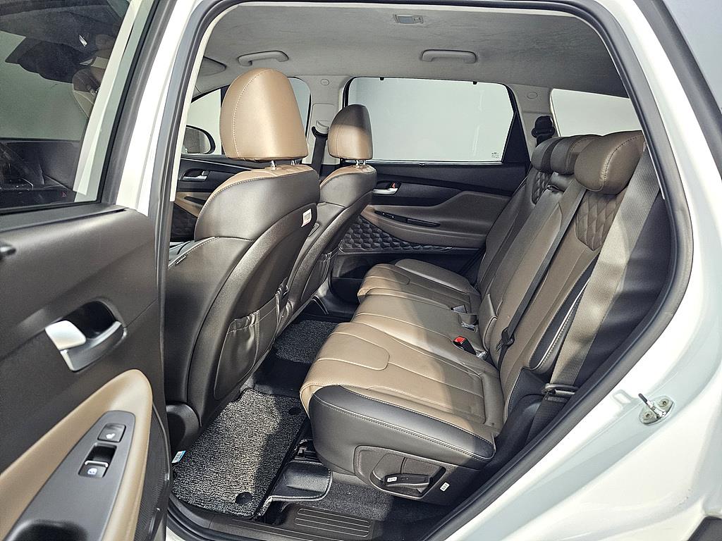 HYUNDAI Santa Fe - Vista 9