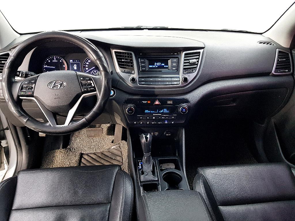 HYUNDAI Tucson - Vista 5