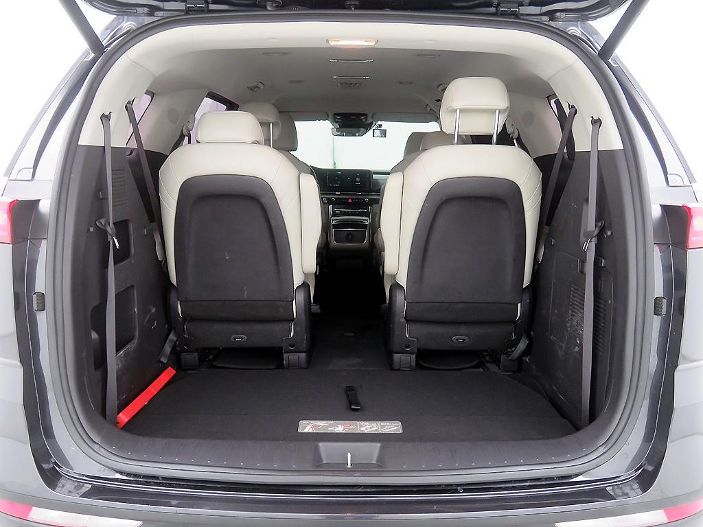 KIA Carnival - Vista 5