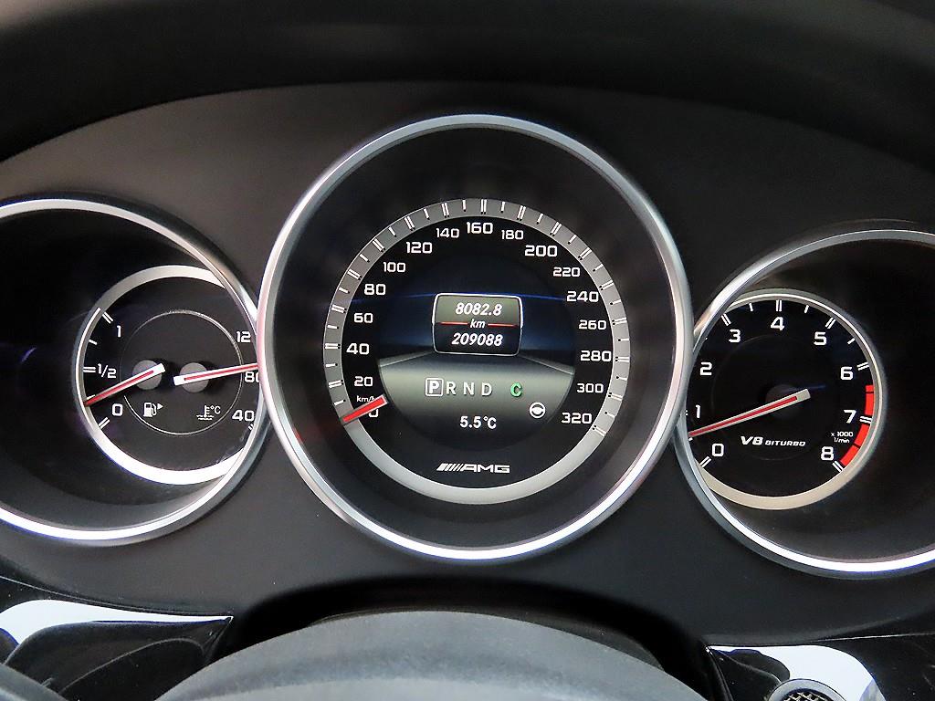 Mercedes Benz CLS Class - Vista 9