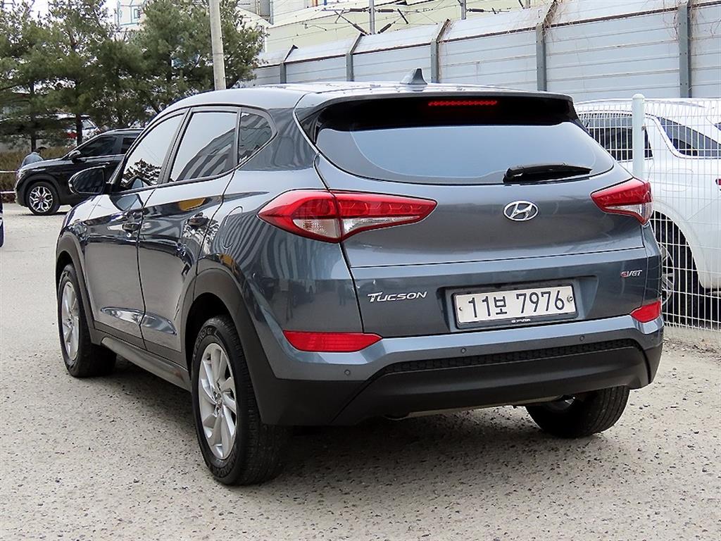 HYUNDAI Tucson - Vista 3