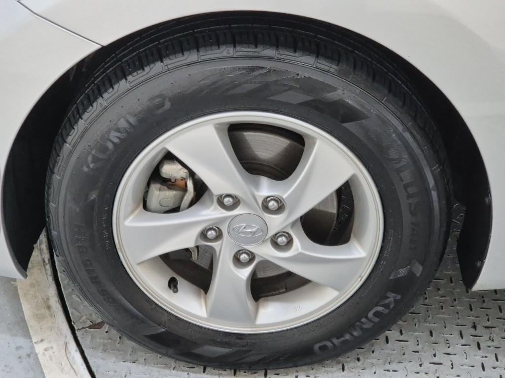 HYUNDAI Avante 2013 Plateado - Importación desde Corea - HF Imports Iquique - Foto 17