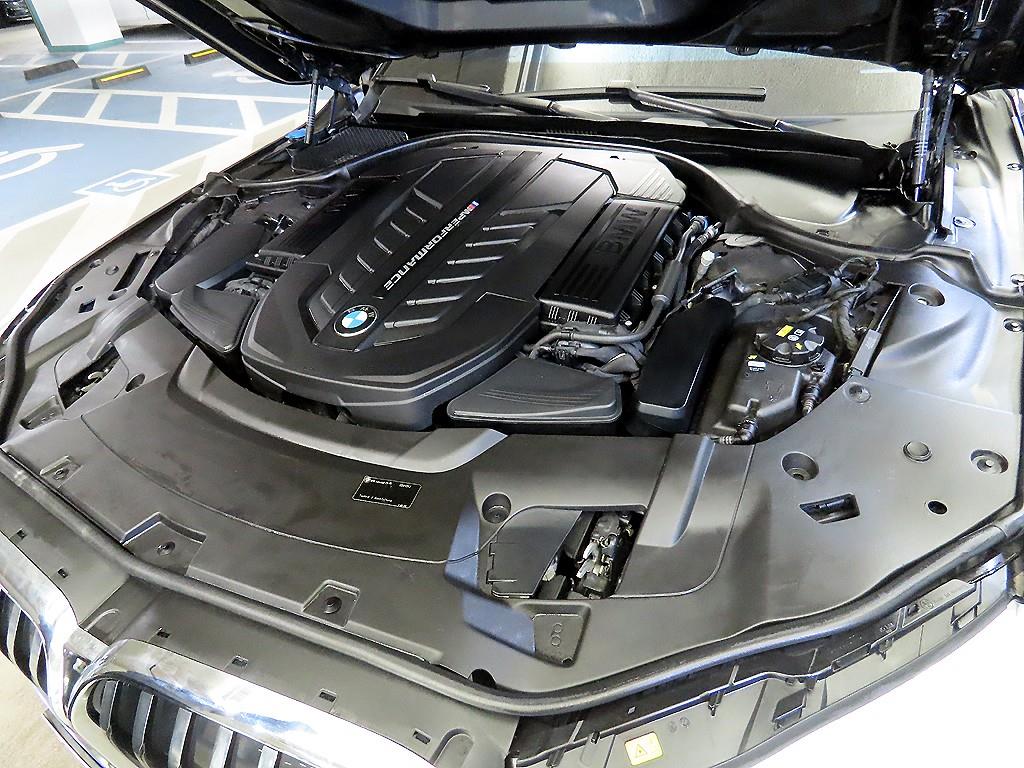 BMW 7 Series 2020 Negro - Importación desde Corea - HF Imports Iquique - Foto 19