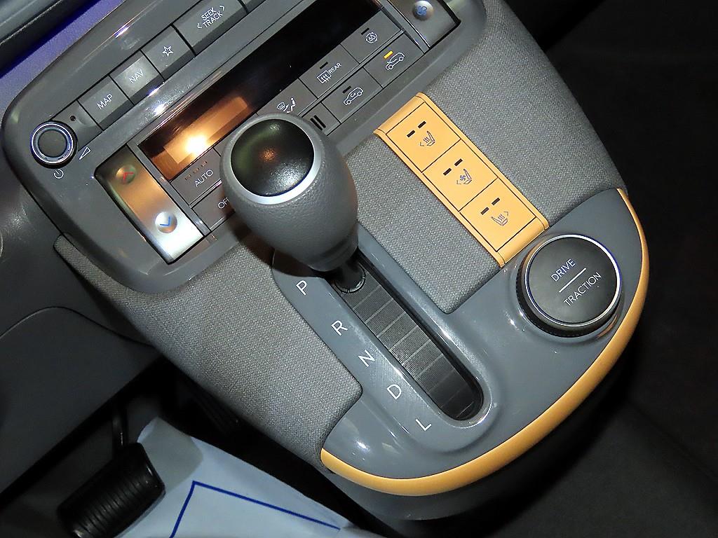 HYUNDAI Casper - Vista 12