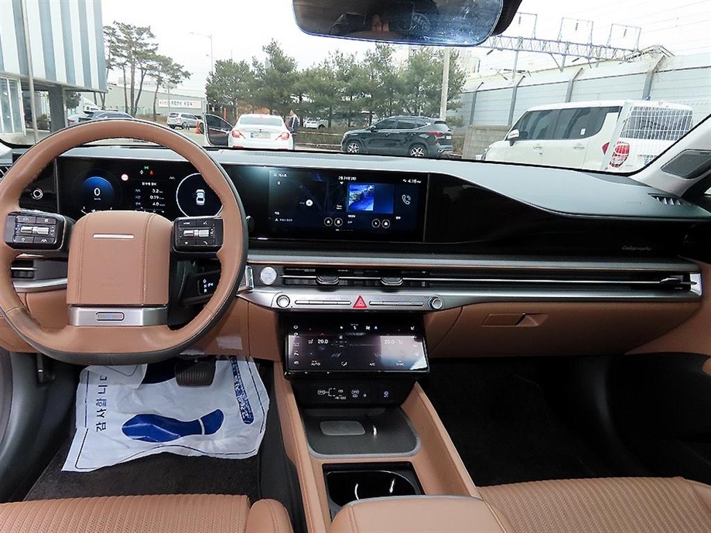 HYUNDAI Grandeur - Vista 7