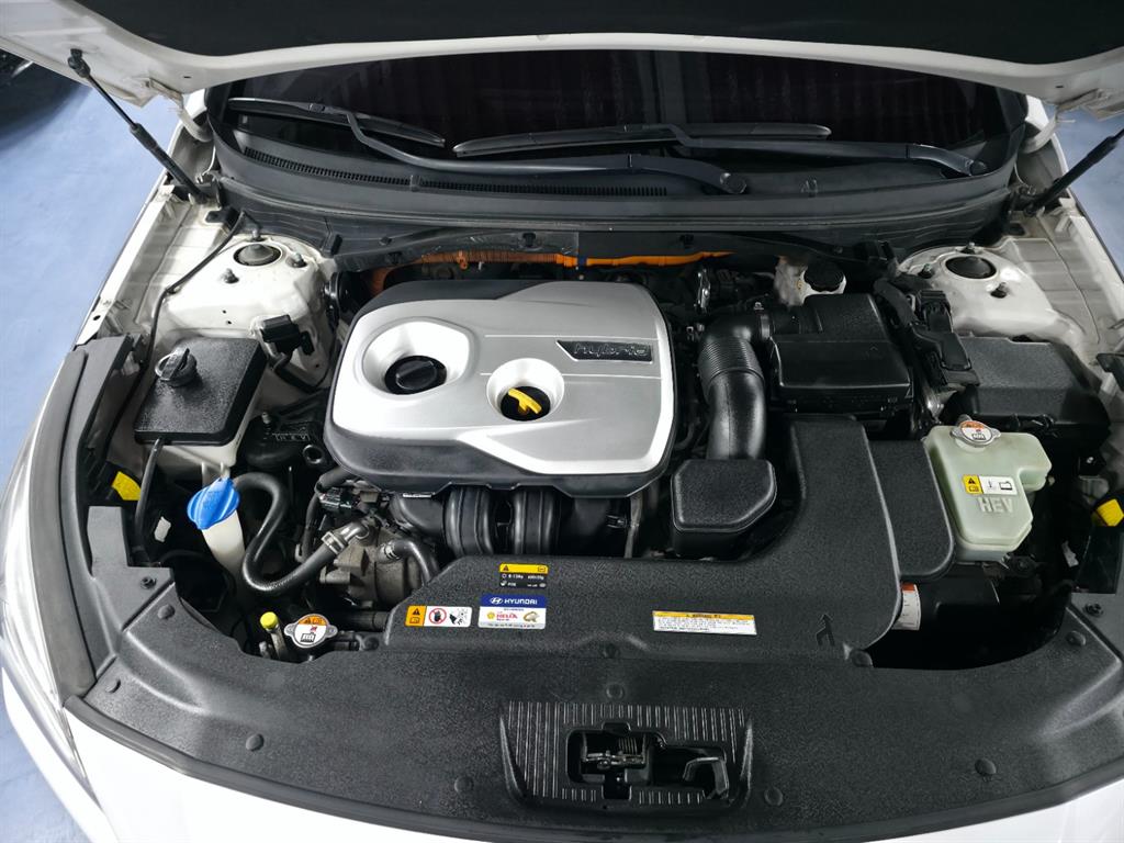 HYUNDAI Sonata - Vista 7