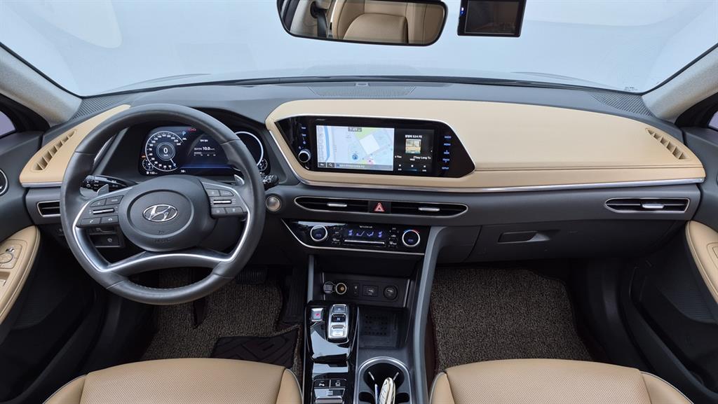 HYUNDAI Sonata - Vista 9