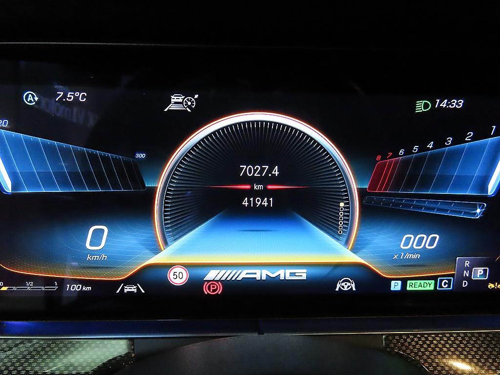 Mercedes Benz CLS Class - Vista 9