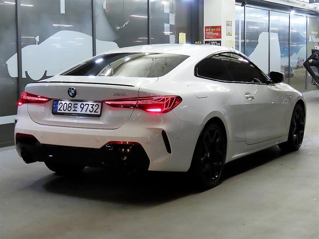 BMW 4 Series - Vista 4