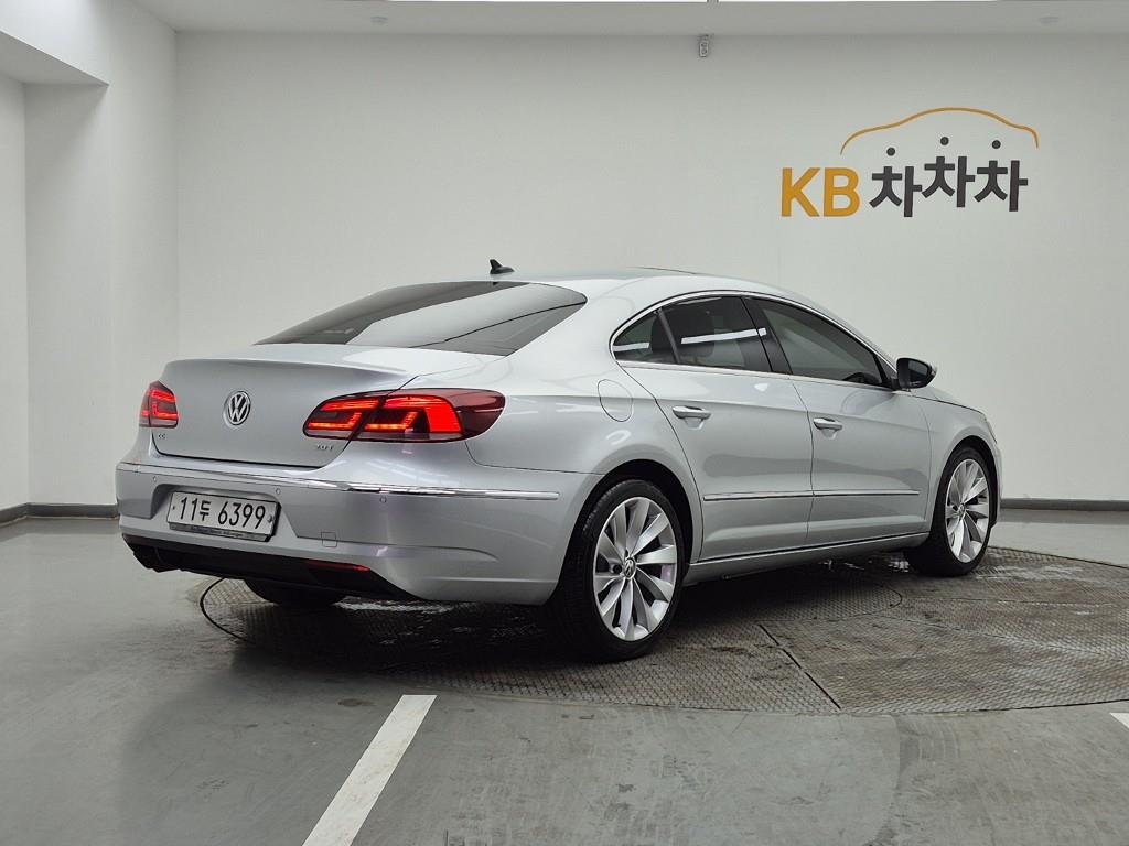 Volkswagen CC - Vista 4