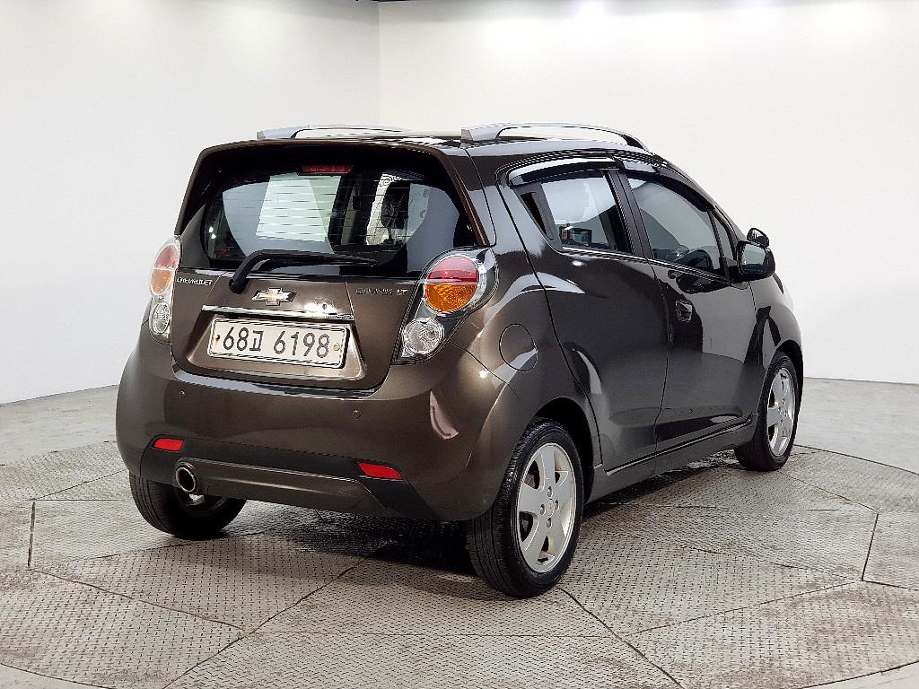 Chevrolet Spark - Vista 4