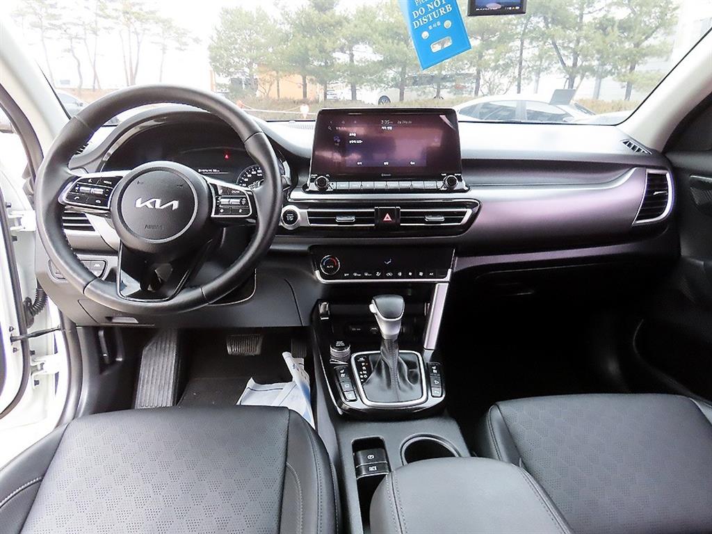 KIA Seltos - Vista 7