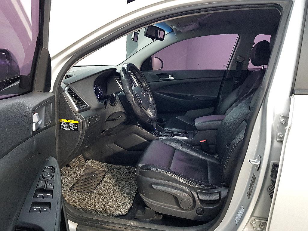 HYUNDAI Tucson - Vista 7