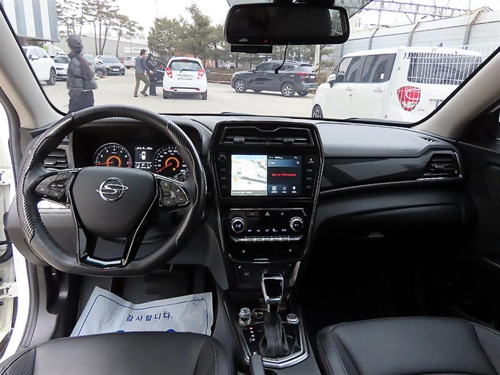 Ssangyong Tivoli - Vista 7