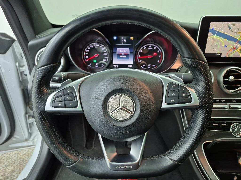 Mercedes Benz C Class - Vista 9