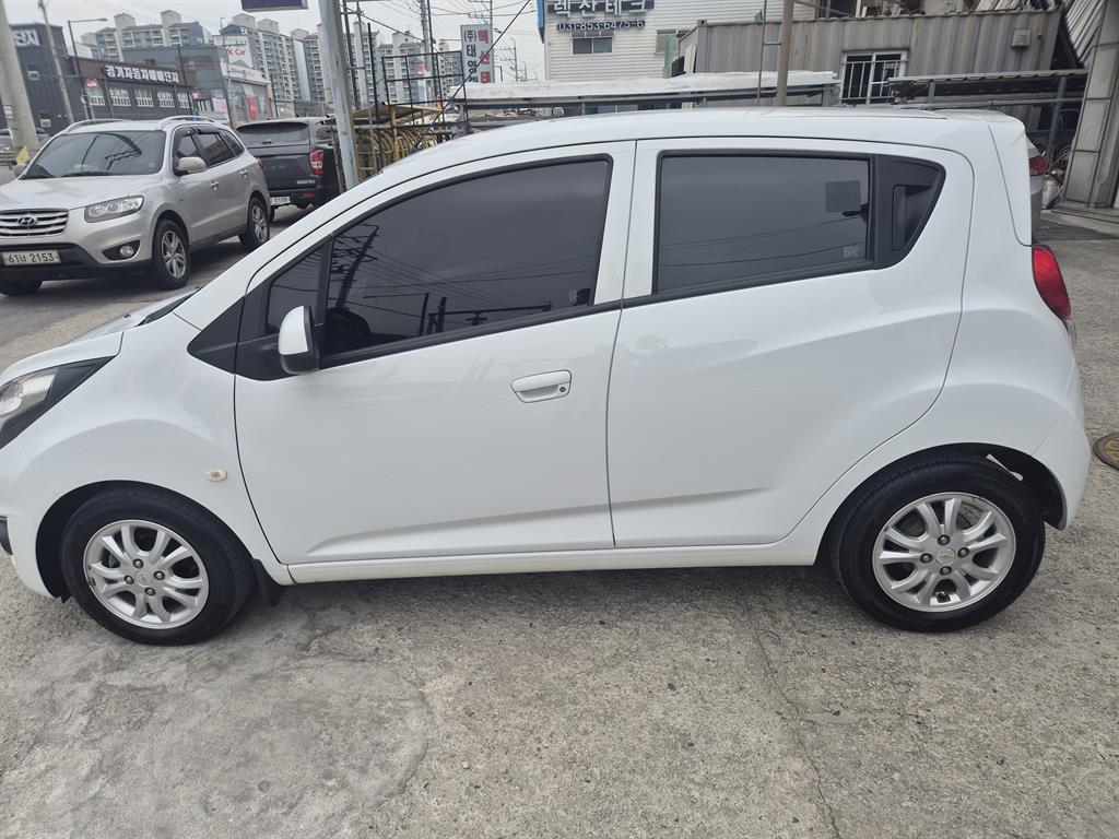 Chevrolet Spark - Vista 3