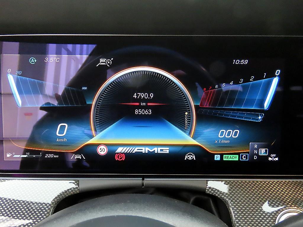 Mercedes Benz E class - Vista 9