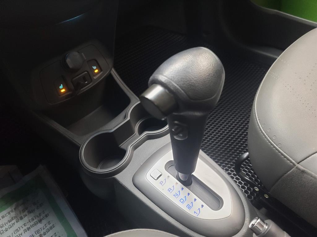 Chevrolet Spark 2014 Negro - Importación desde Corea - HF Imports Iquique - Foto 16