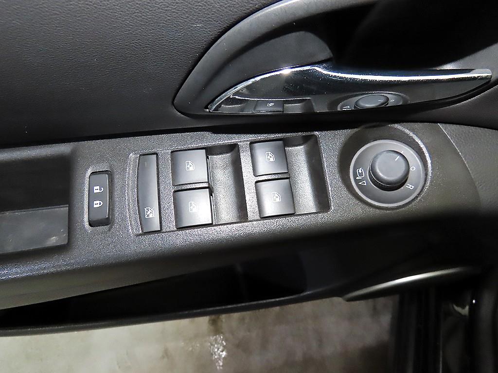 Chevrolet Cruise 2016 Negro - Importación desde Corea - HF Imports Iquique - Foto 13