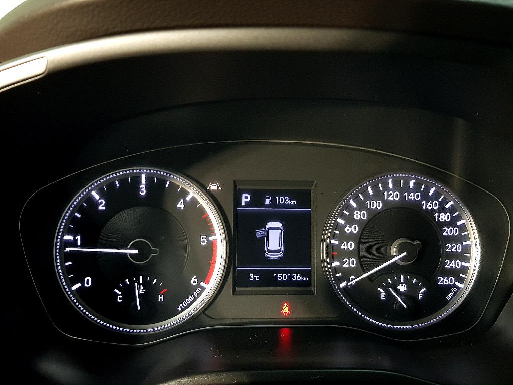 HYUNDAI Santa Fe - Vista 7