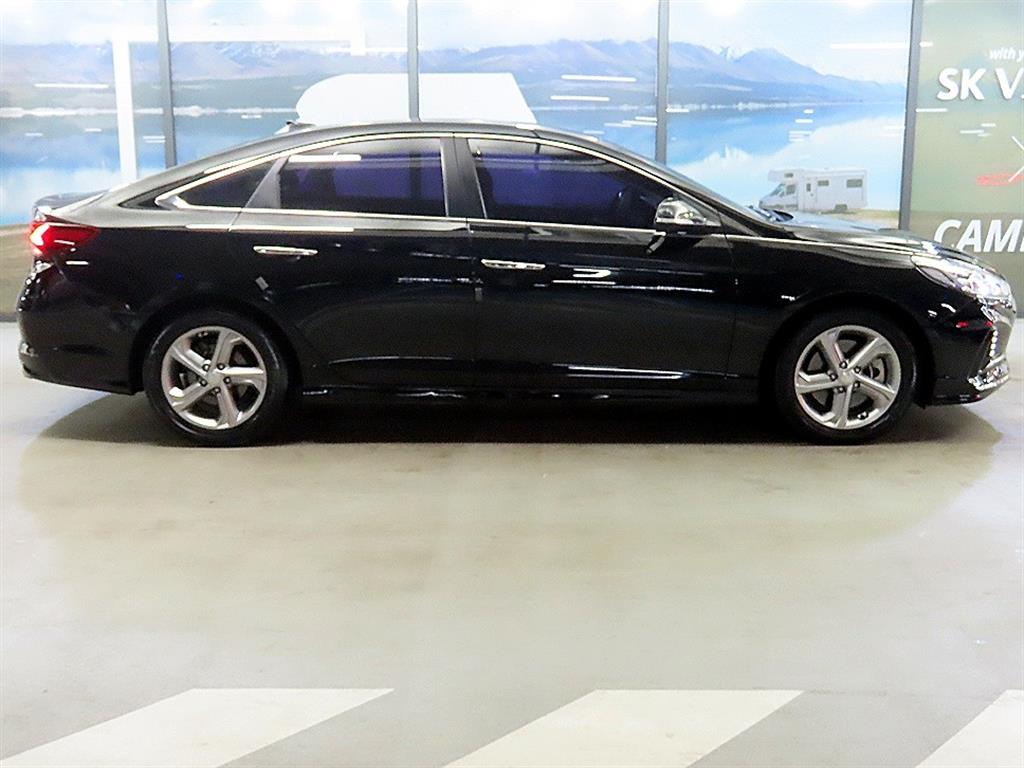 HYUNDAI Sonata - Vista 3