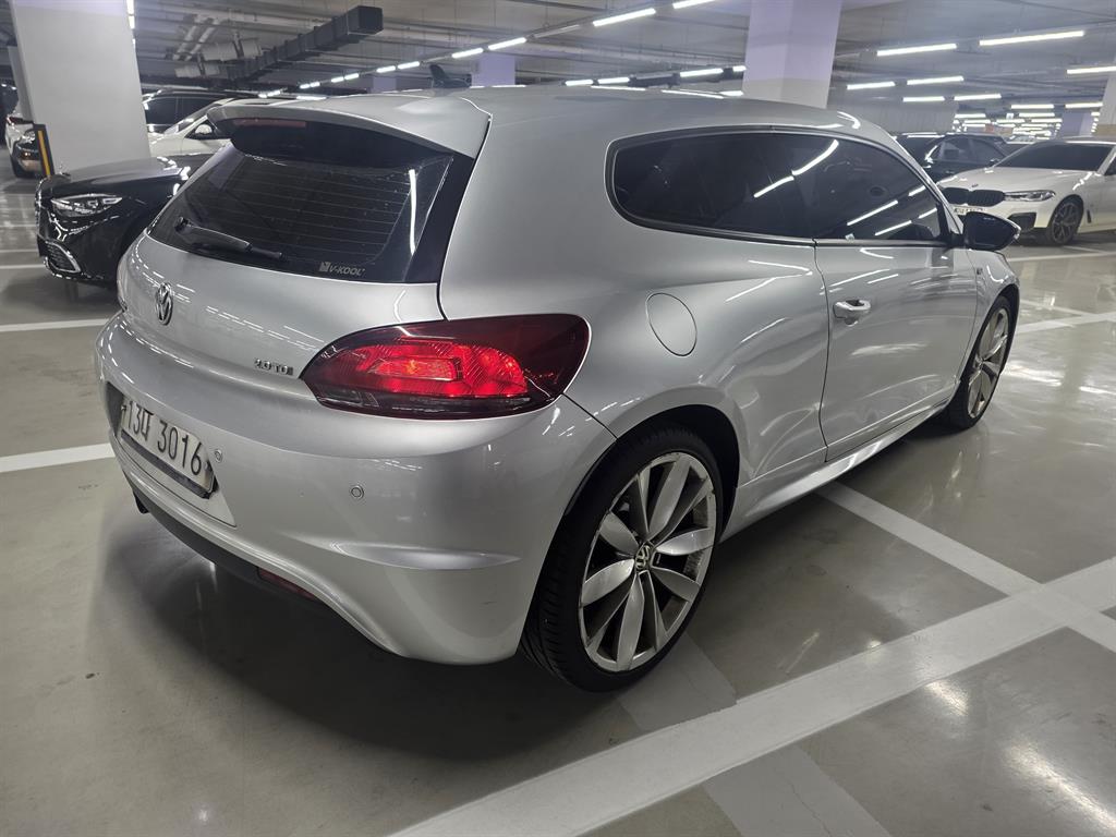 Volkswagen Scirocco - Vista 5