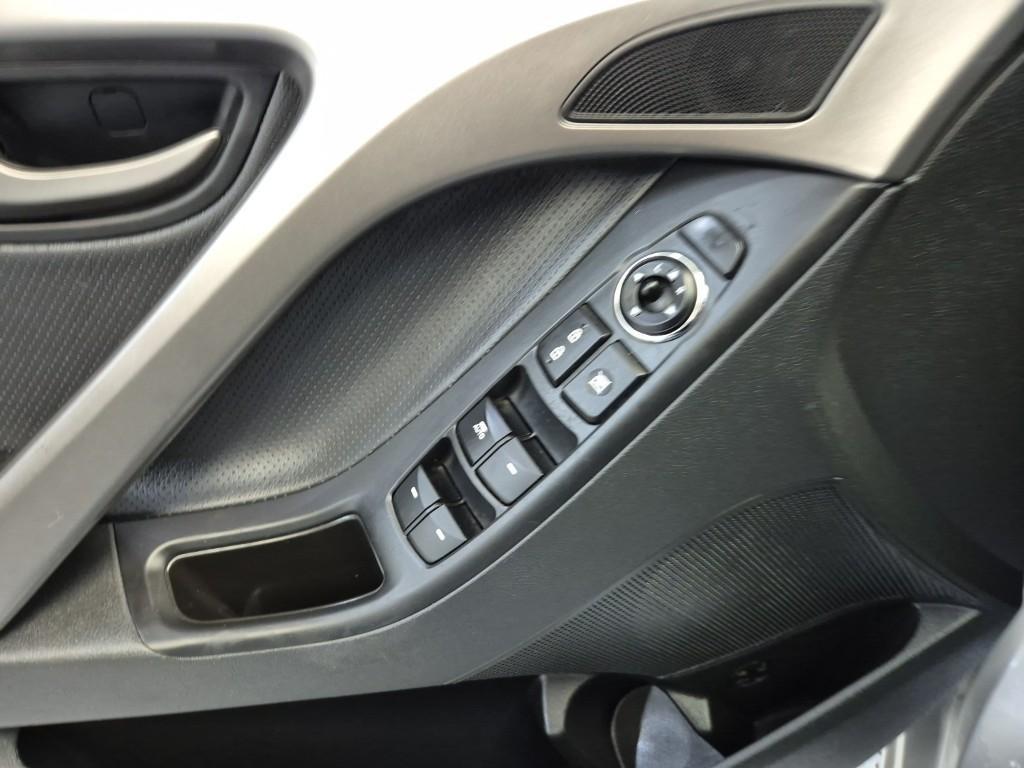 HYUNDAI Avante 2013 Plateado - Importación desde Corea - HF Imports Iquique - Foto 15