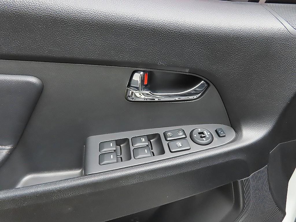 KIA Sportage 2013 Blanco - Importación desde Corea - HF Imports Iquique - Foto 12