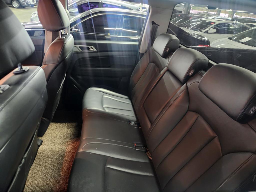 Ssangyong Rexton 2019 Negro - Importación desde Corea - HF Imports Iquique - Foto 17