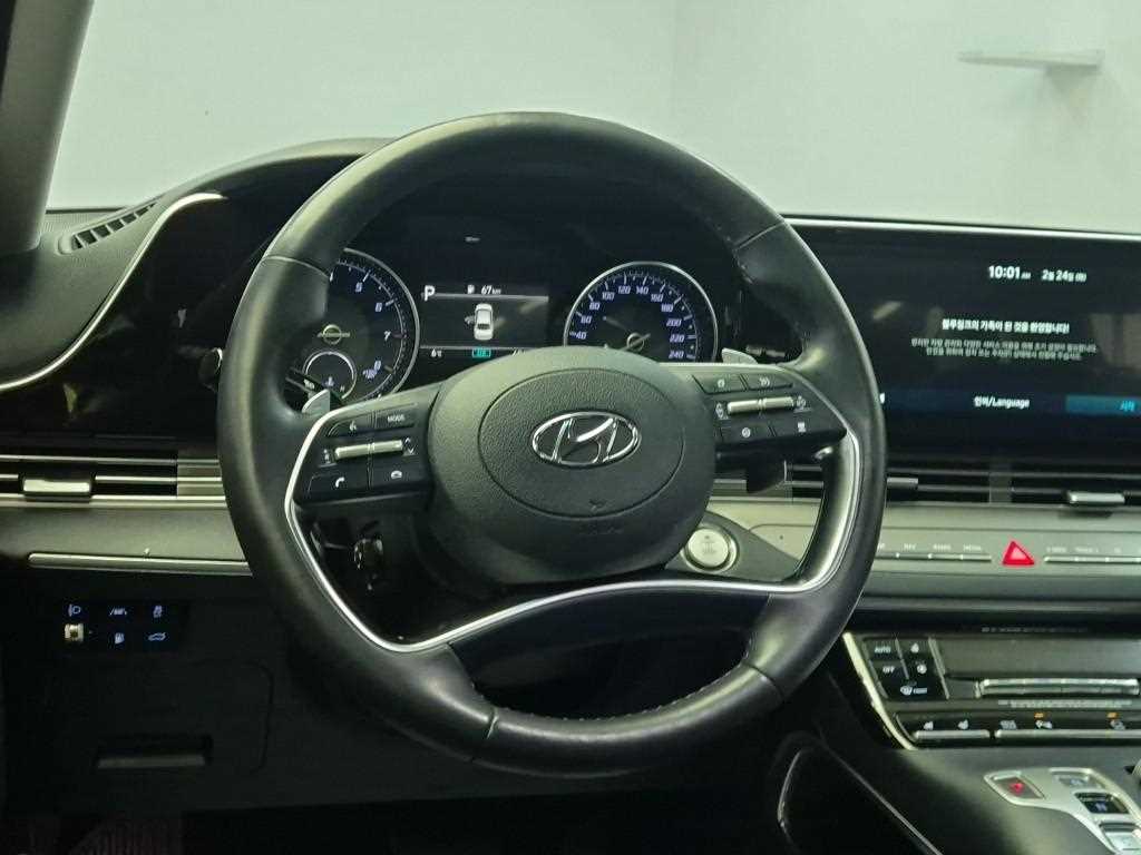 HYUNDAI Grandeur - Vista 9