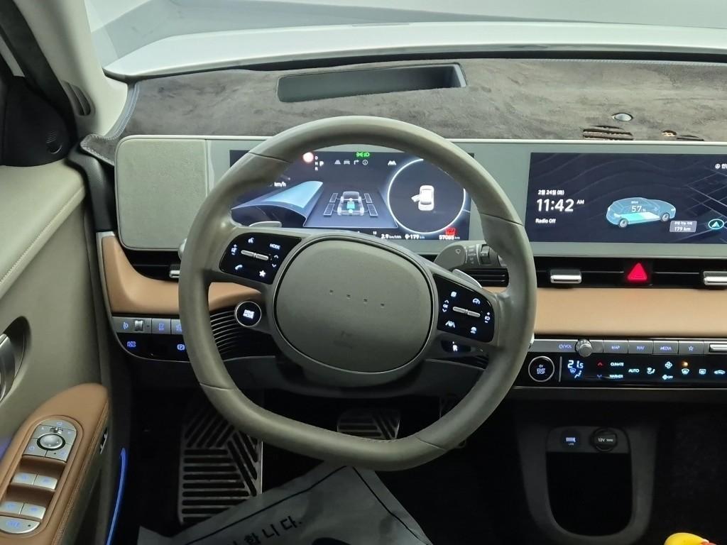 HYUNDAI Ioniq 5 - Vista 9