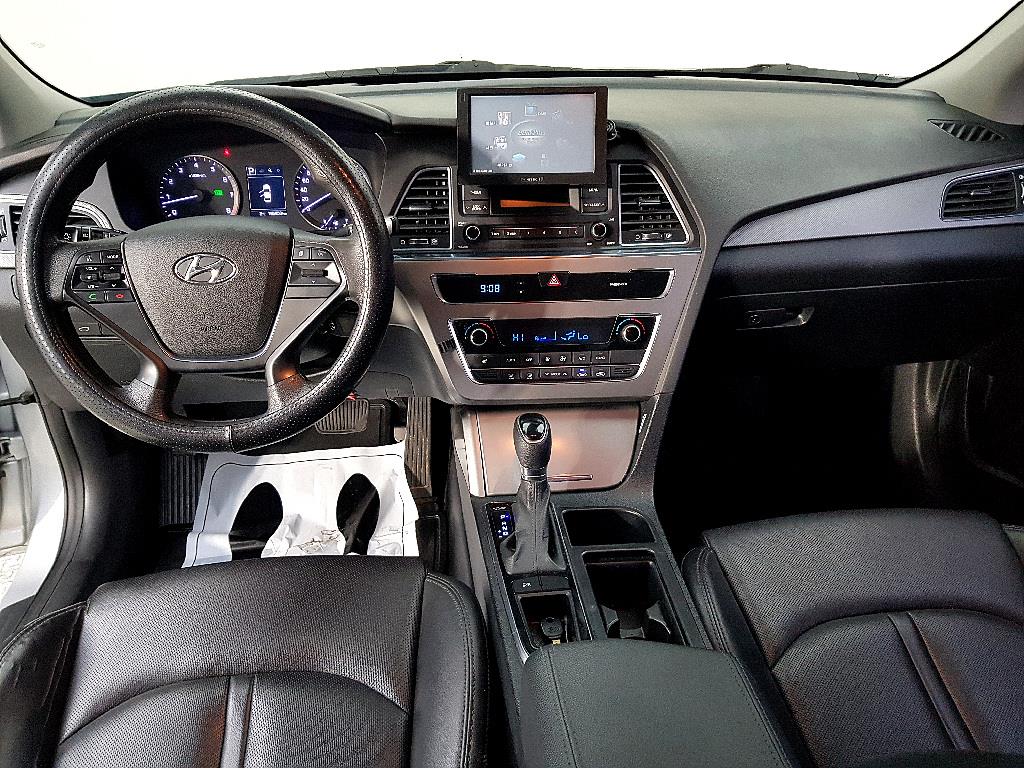 HYUNDAI Sonata - Vista 5