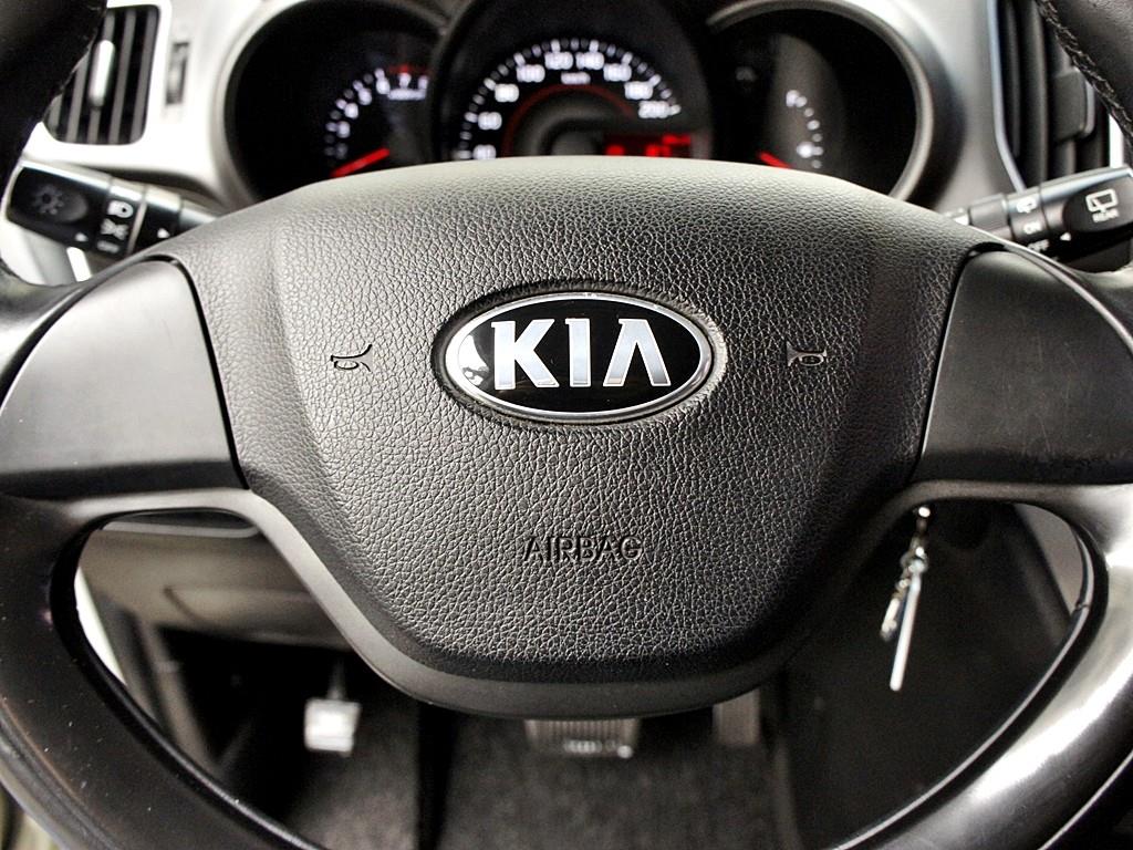 KIA Ray 2013 Blanco - Importación desde Corea - HF Imports Iquique - Foto 8