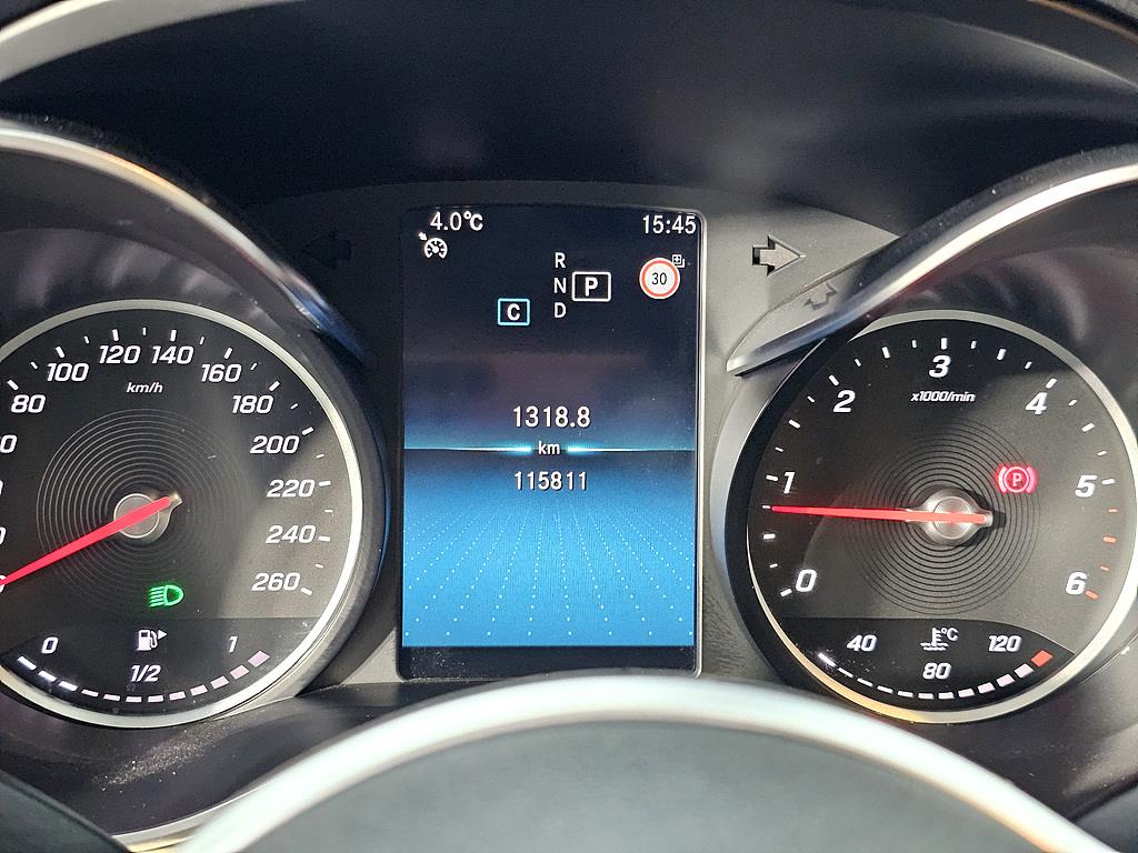 Mercedes Benz C Class - Vista 7