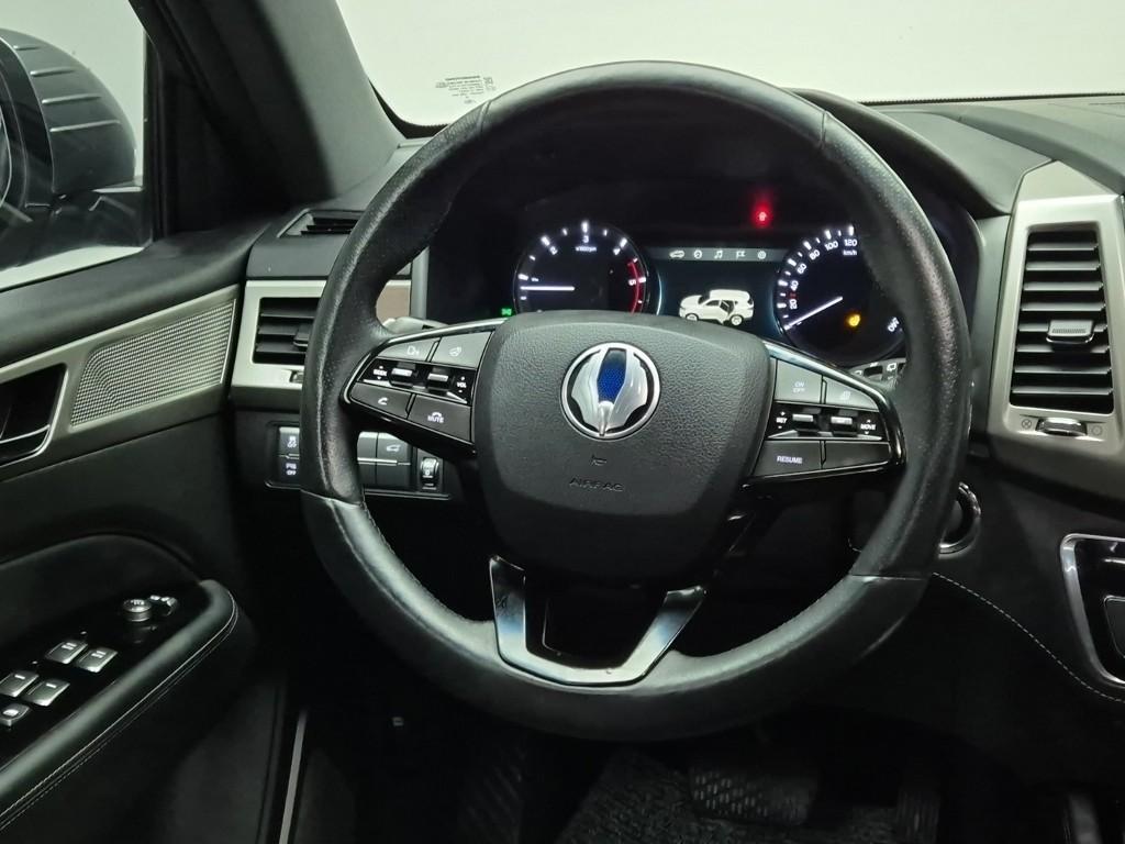 Ssangyong Rexton - Vista 9