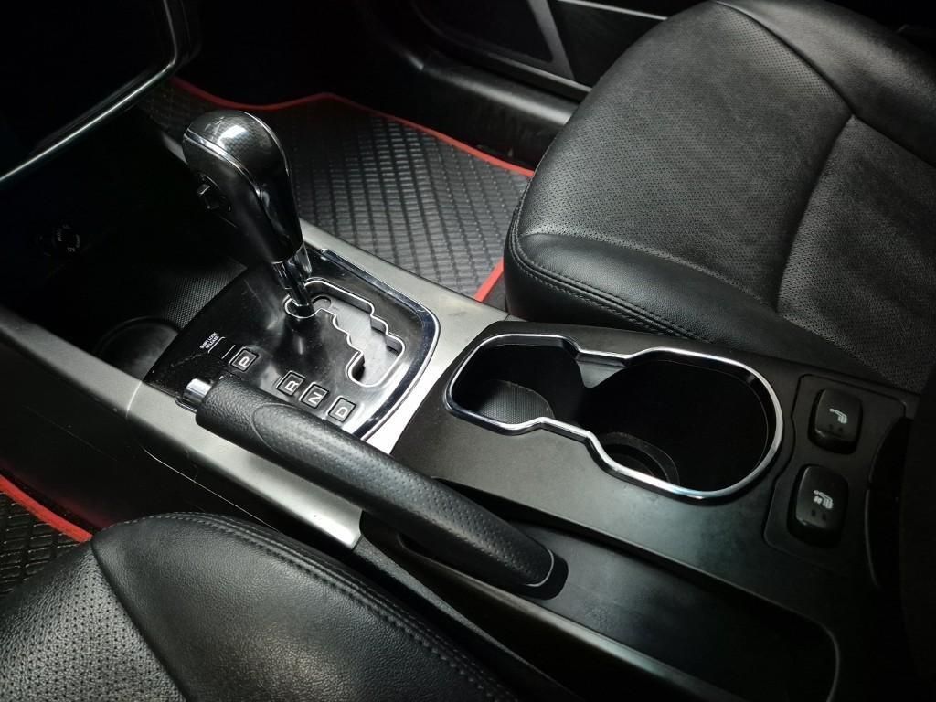 Ssangyong Korando - Vista 8