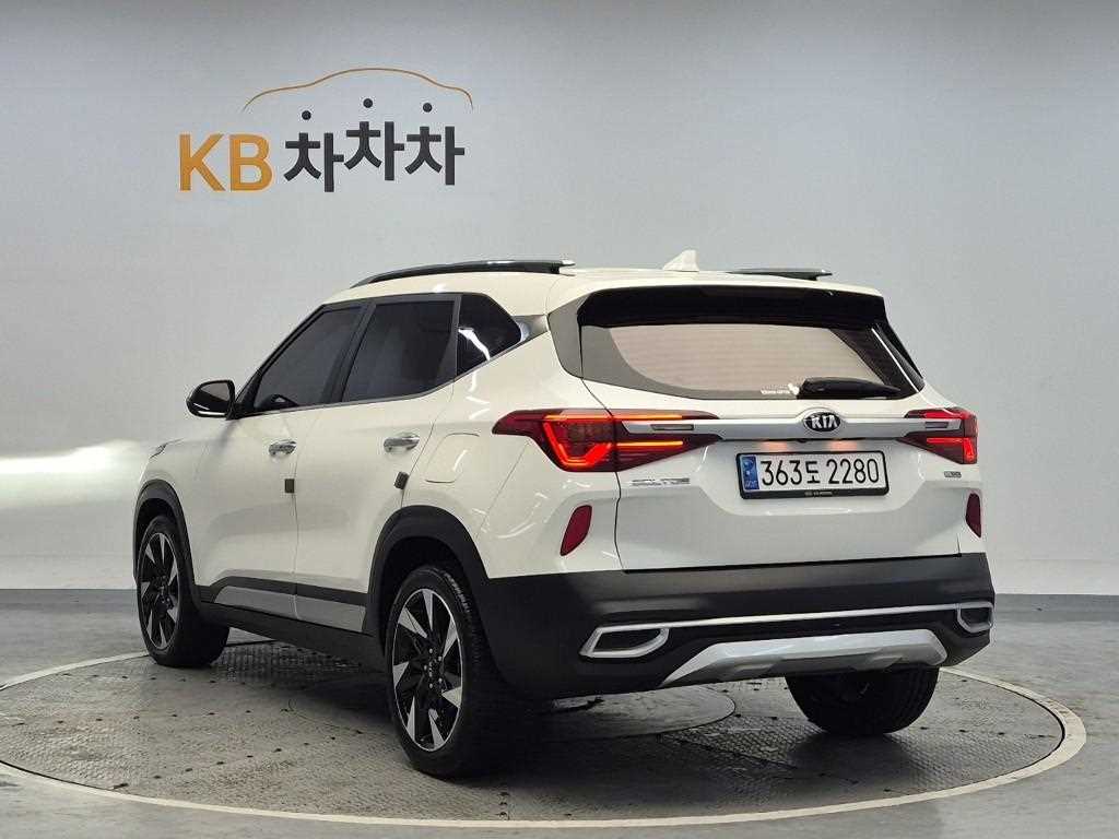 KIA Seltos - Vista 2