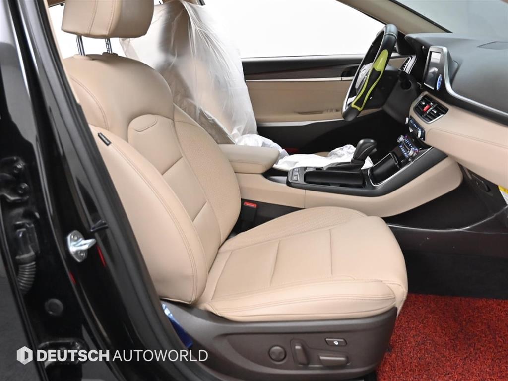 HYUNDAI Grandeur - Vista 10