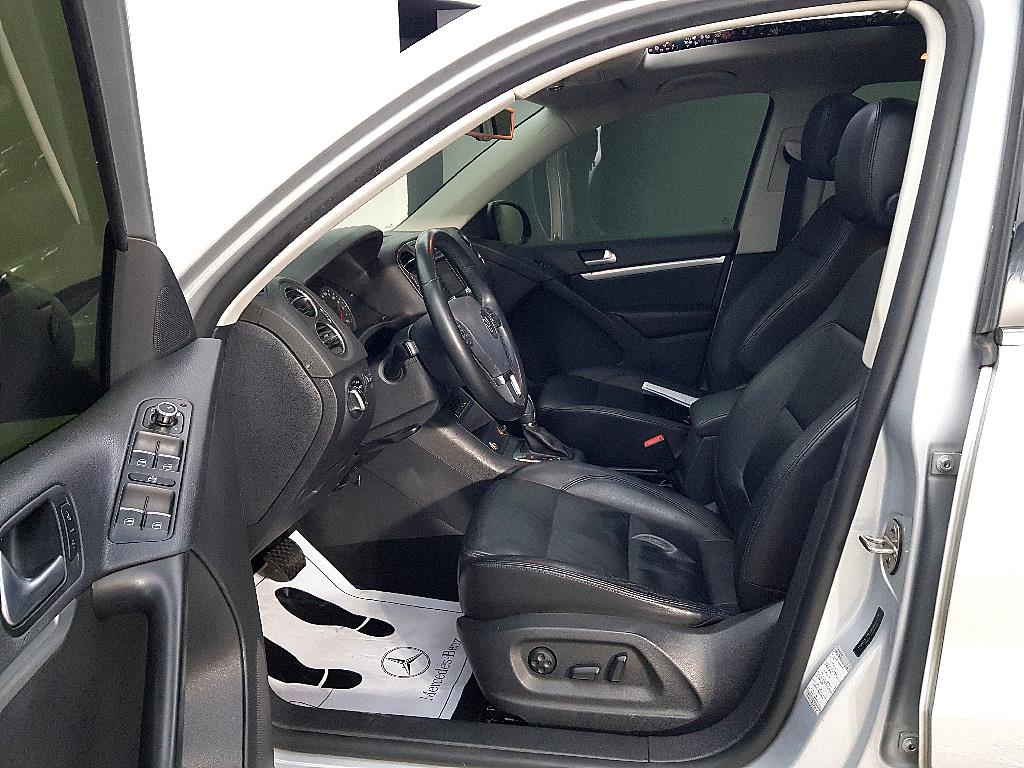 Volkswagen Tiguan - Vista 8