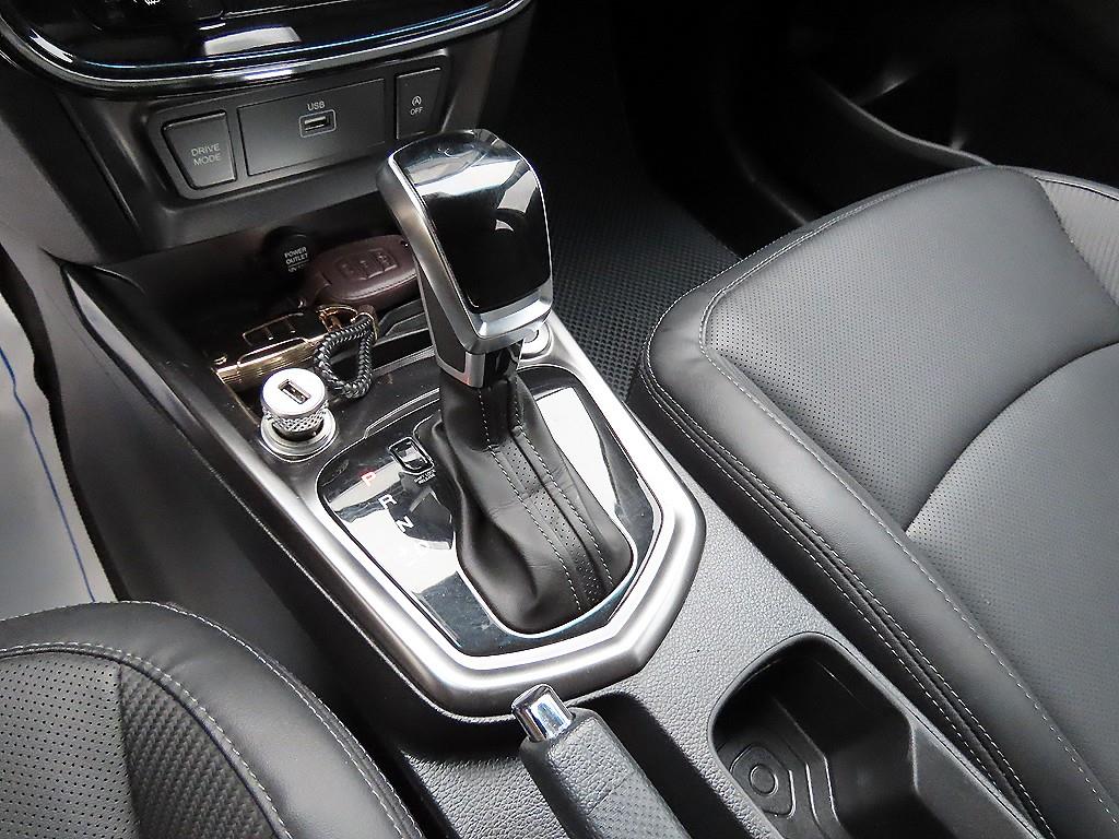 Ssangyong Tivoli - Vista 10