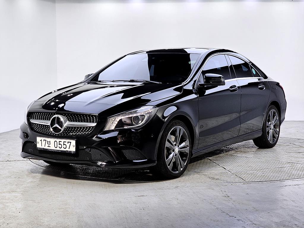 Mercedes Benz CLA Class 2016 Negro - Importación desde Corea - HF Imports Iquique - Foto 1