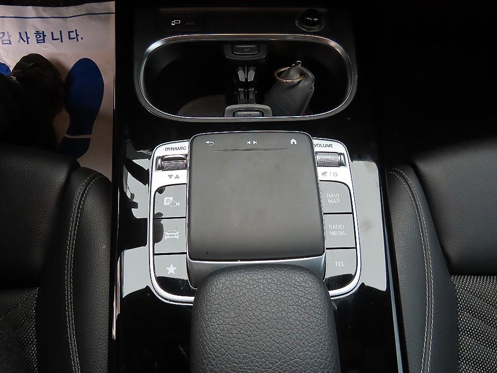 Mercedes Benz A Class - Vista 12