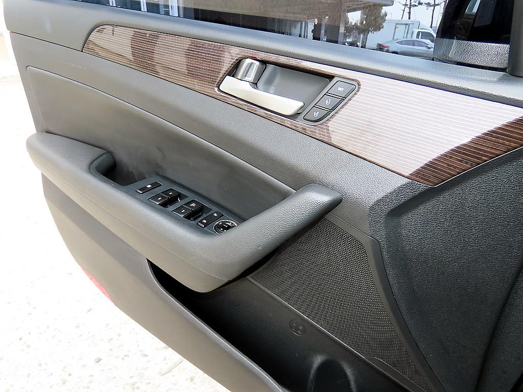 HYUNDAI Sonata - Vista 11