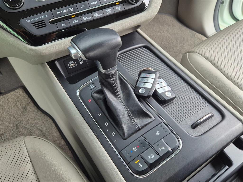 KIA Carnival 2018 Blanco - Importación desde Corea - HF Imports Iquique - Foto 16