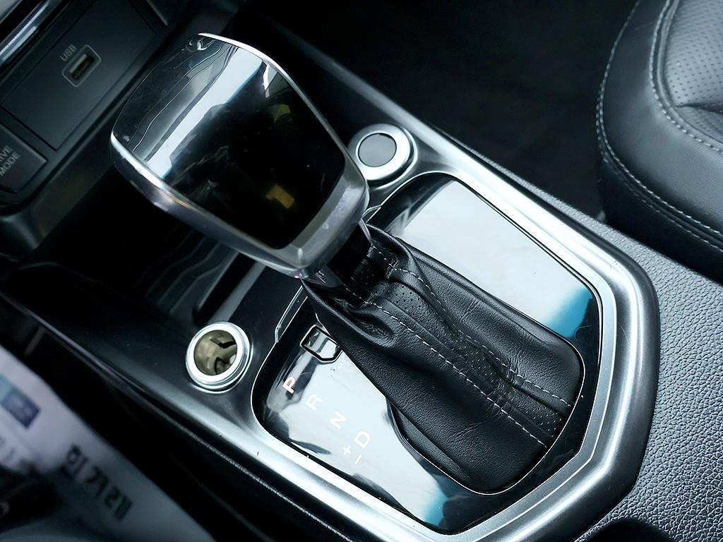 Ssangyong Tivoli 2021 Blanco - Importación desde Corea - HF Imports Iquique - Foto 7