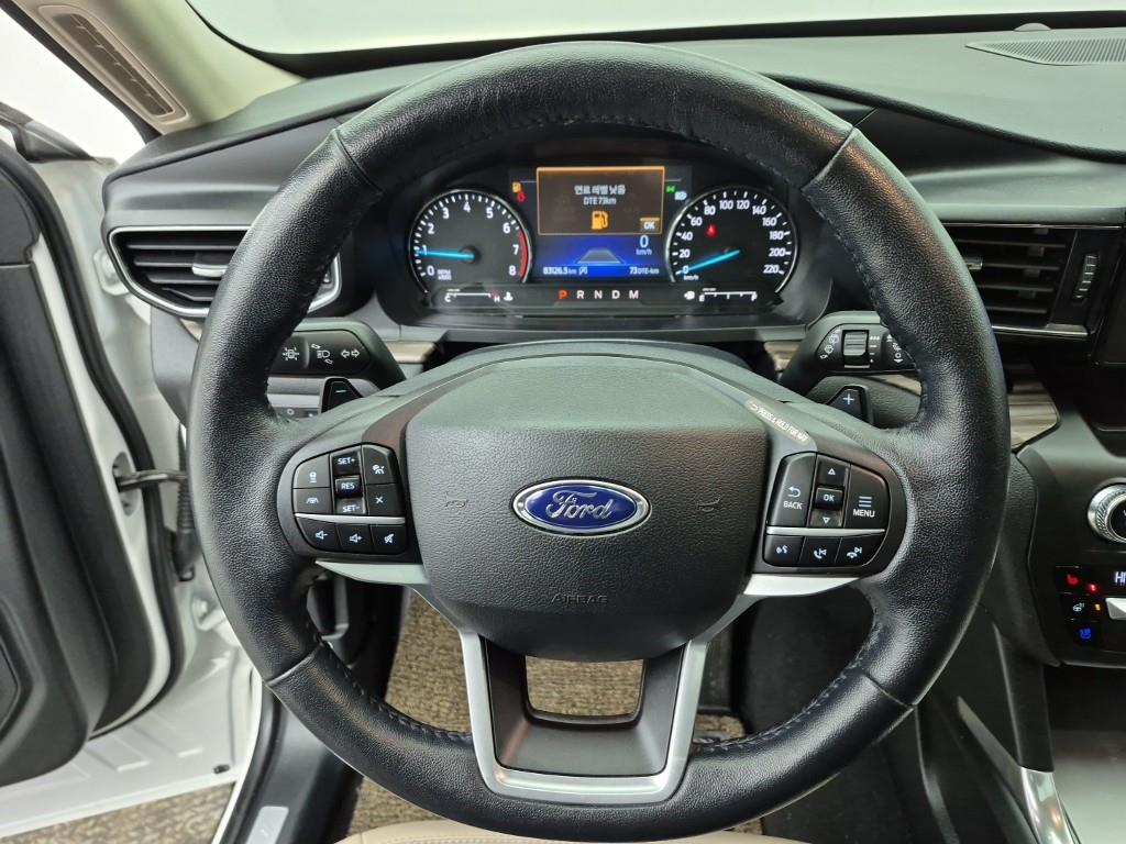 Ford Explorer - Vista 9